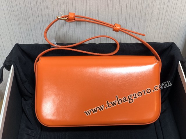 Celine專櫃2023新款Triomphe Shoulder Bag 194143 賽琳最新款凱旋門腋下包 sldj2416